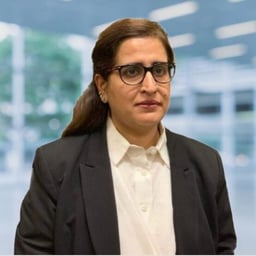 Amna Warsi