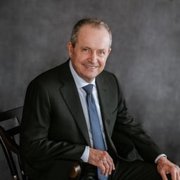 César Coronel Jones