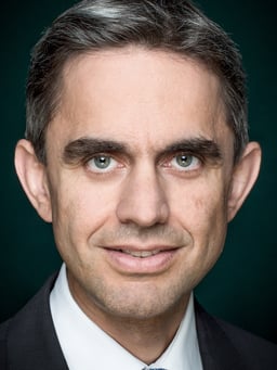 Christoph G Lang