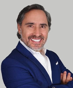 Mauricio Olaya