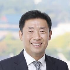 Dong-Seok (Johan) Oh