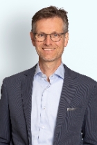 Eivind J Vesterkjær