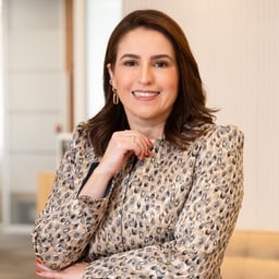 Paula Azevedo de Castro