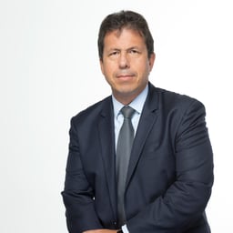 Ronald Fernandez Davila