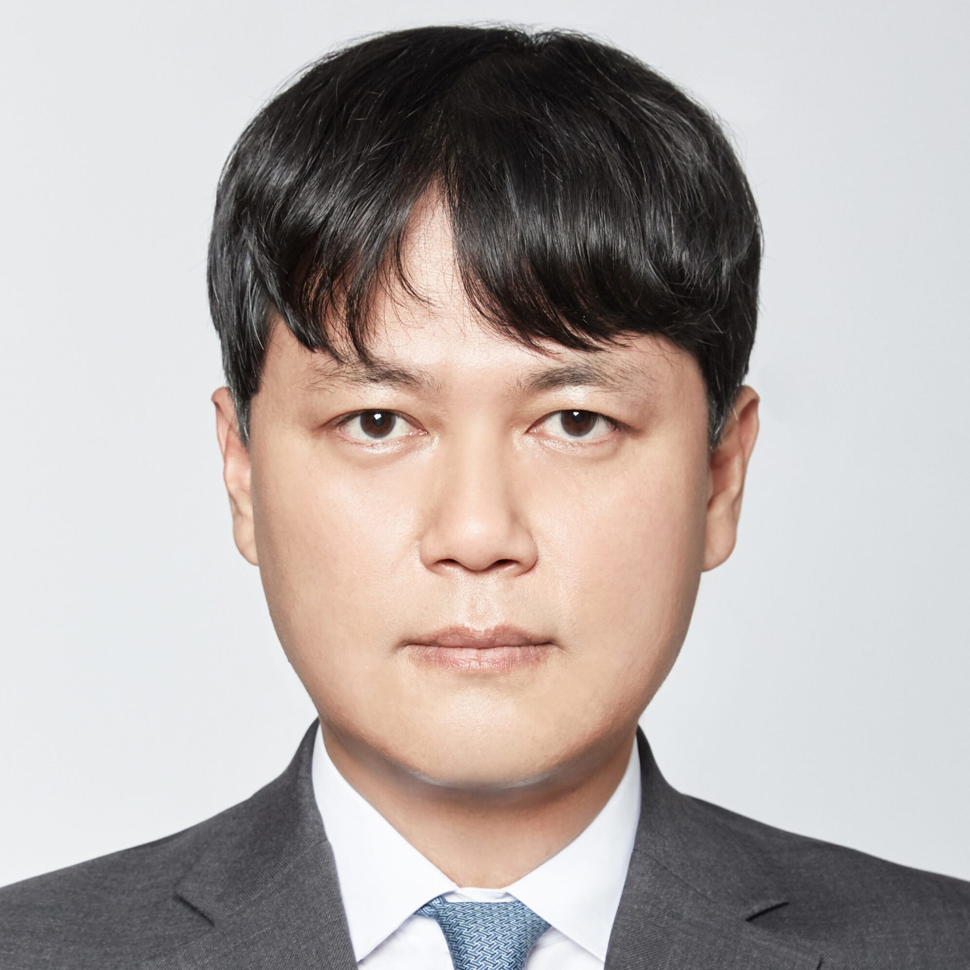 Seung Hwan Lee