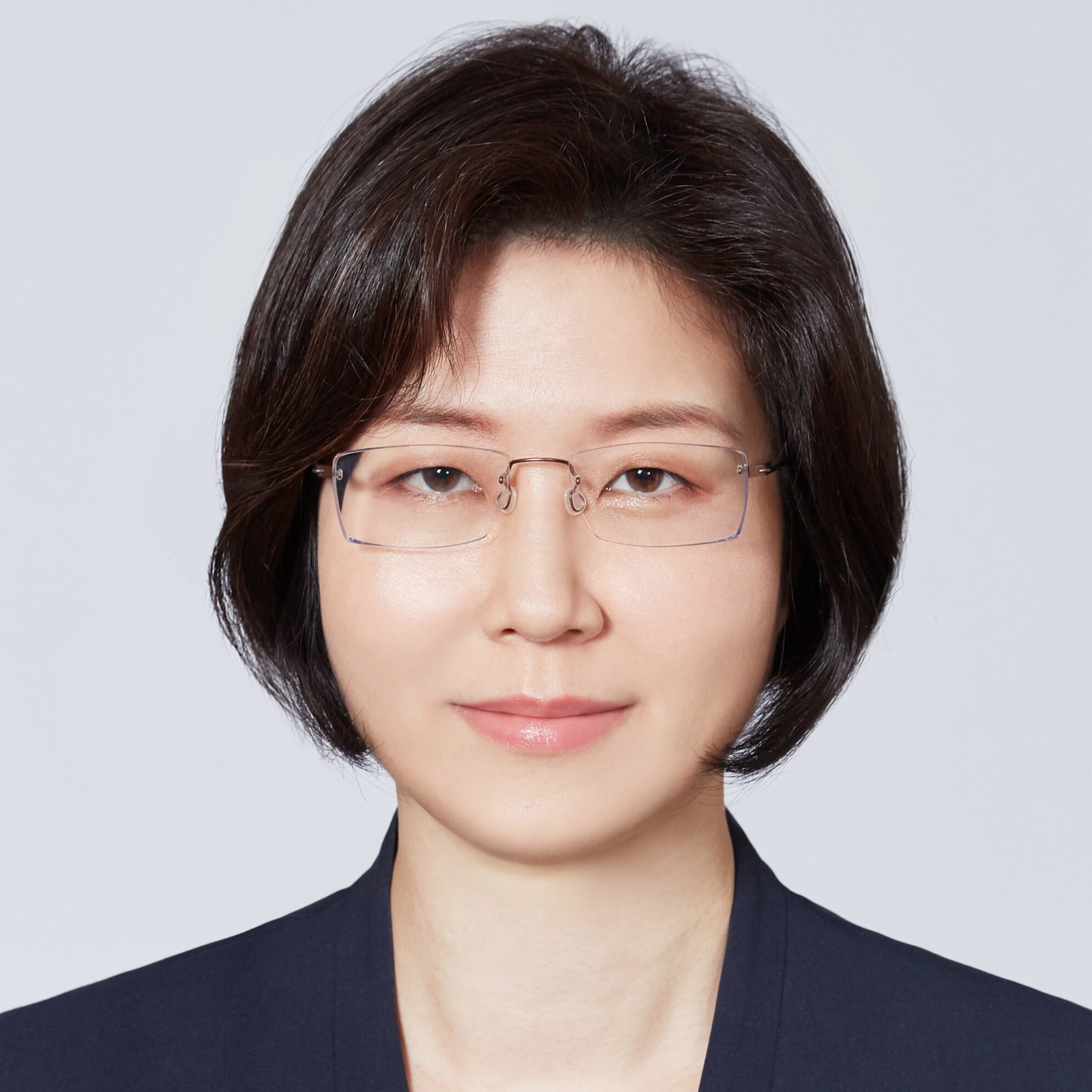 Vera Eun Woo Lee