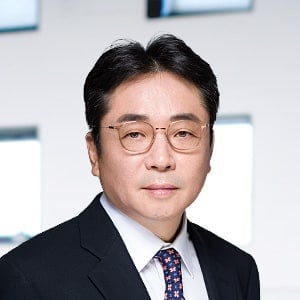 Seung-Ho Lee