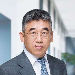 Yong-Seok Park