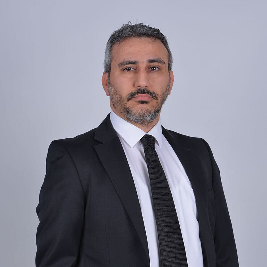 Salih Arif  Yarar