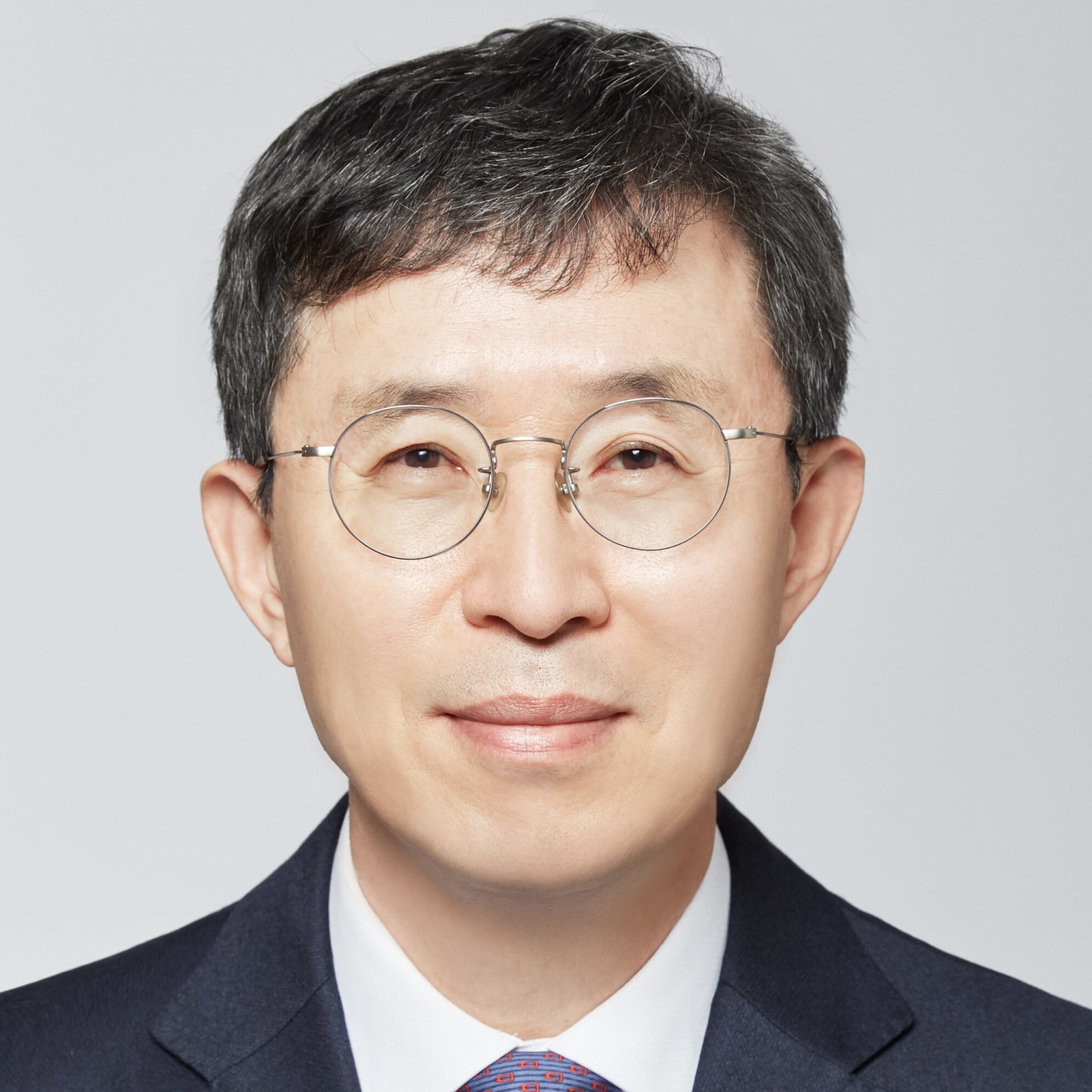 Kyunghoon Lee